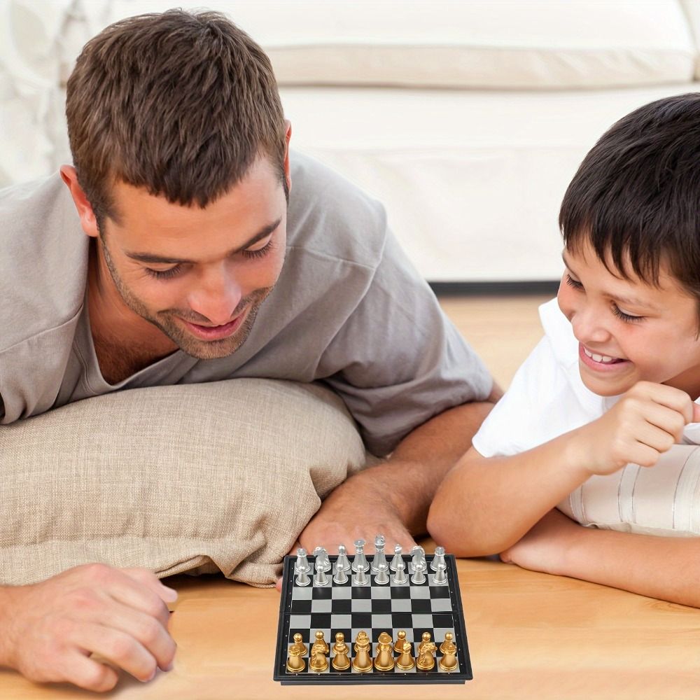 Altın Gümüş Mini Satranç Seti  - Magnetic Travel Chess incelemesi ve fiyatı