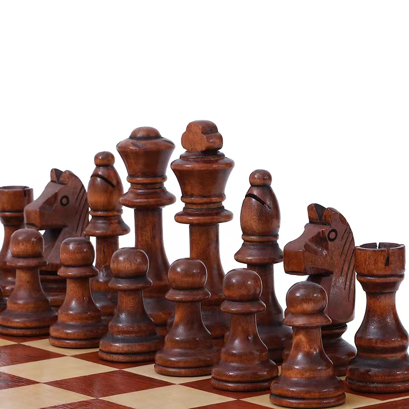 32 Parça Ahşap Satranç Kral Yü - Magnetic Travel Chess incelemesi ve fiyatı