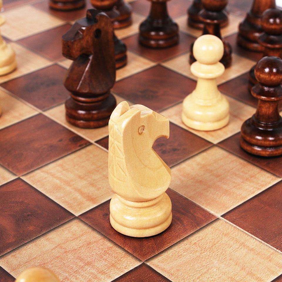 3'ü 1 arada Ahşap Satranç Tavl - Magnetic Travel Chess incelemesi ve fiyatı